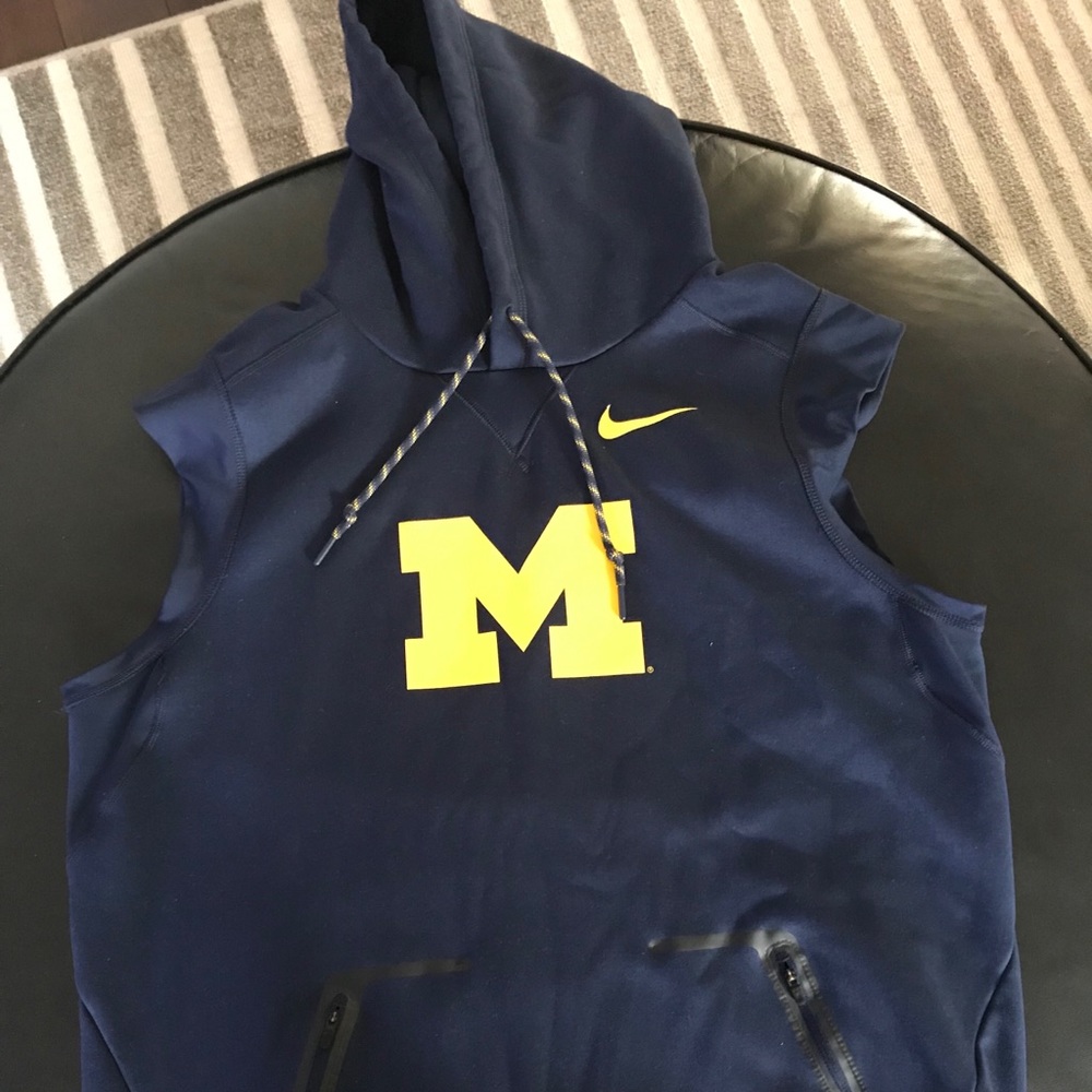 University of Michigan sleeveless hoodie